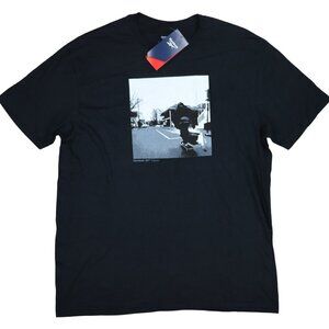 Reebok Classic Skateboarder Graphic Short Sleeve Crew Neck Men's T-Shirt NWT